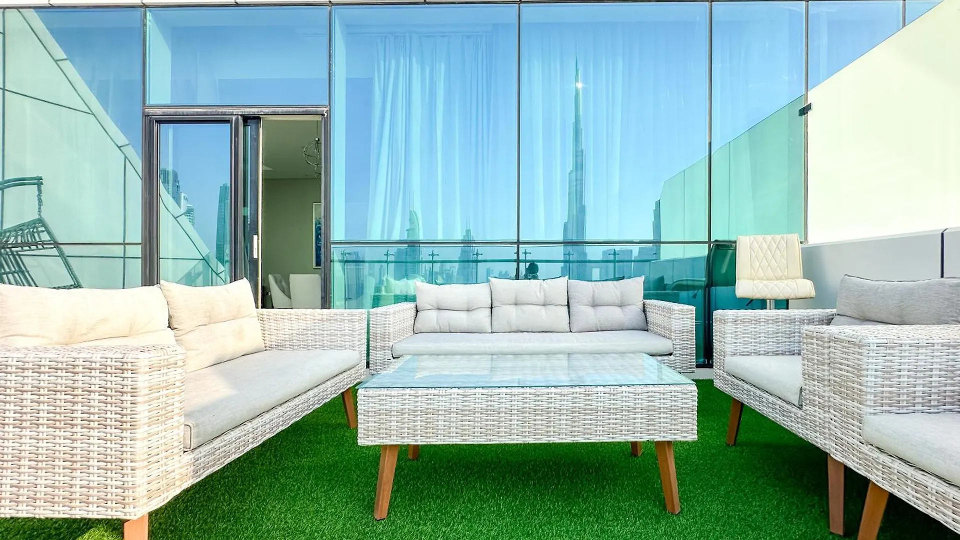 Panoramic Burj Khalifa View Luxury 1Br Penthouse Apartment Dubai